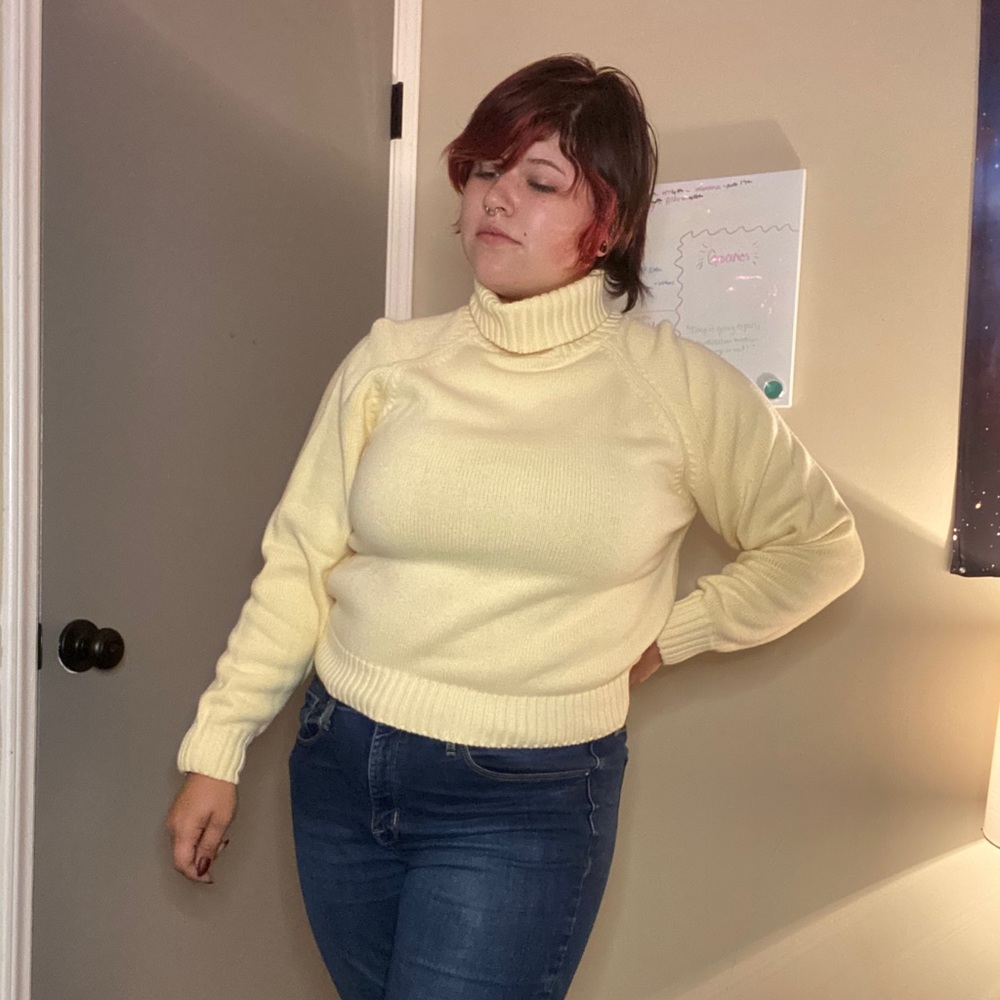 Land’s End buttercup yellow turtleneck